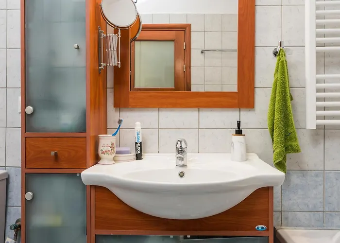 Urban Oasis ハニア